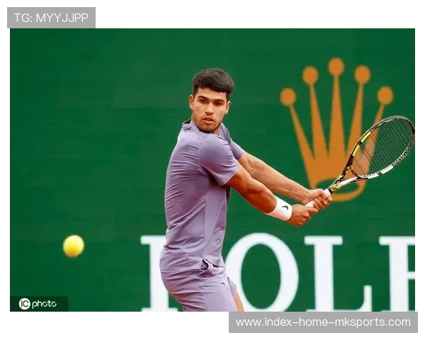 阿尔卡拉斯强势逆转，晋级总决赛，阿尔卡拉斯伤退